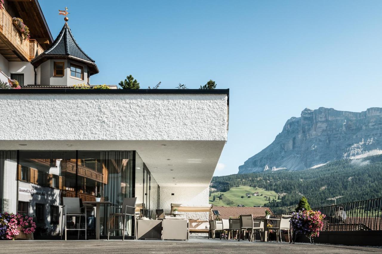 Hotel Ciasa Tama La Villa  Exteriör bild