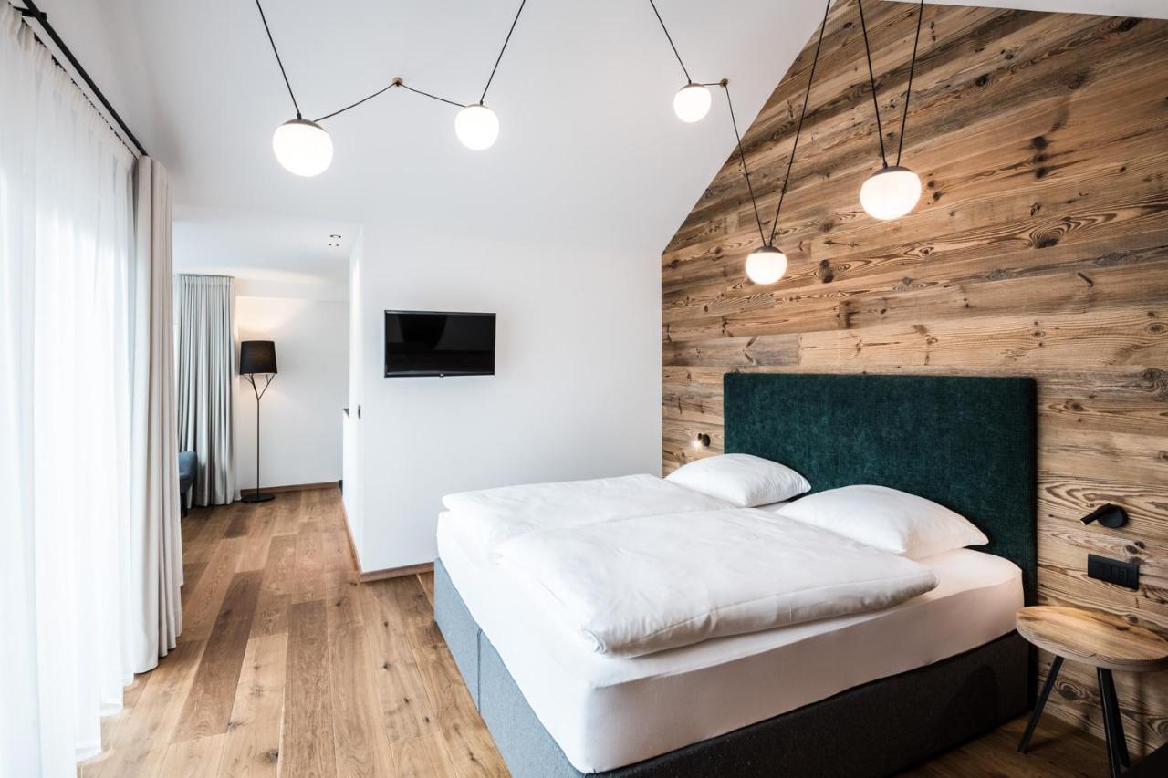 Hotel Ciasa Tama La Villa  Exteriör bild
